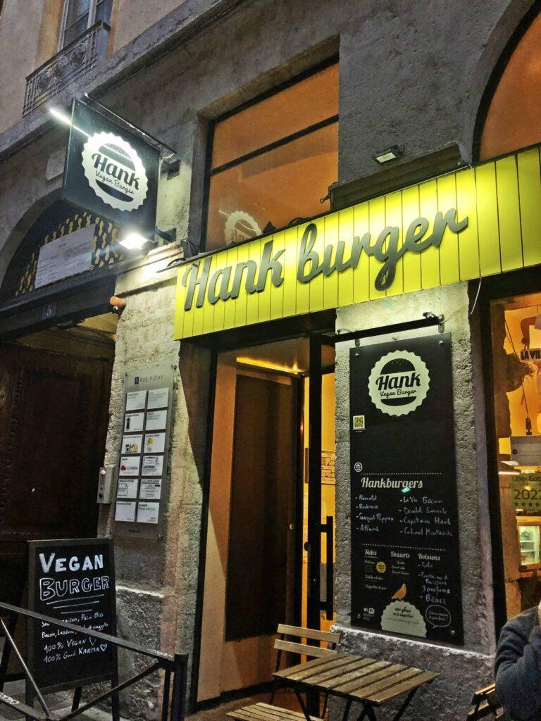 best vegan burger in paris and lyon Hank Burger inside of this vegan restaurant in Lyon