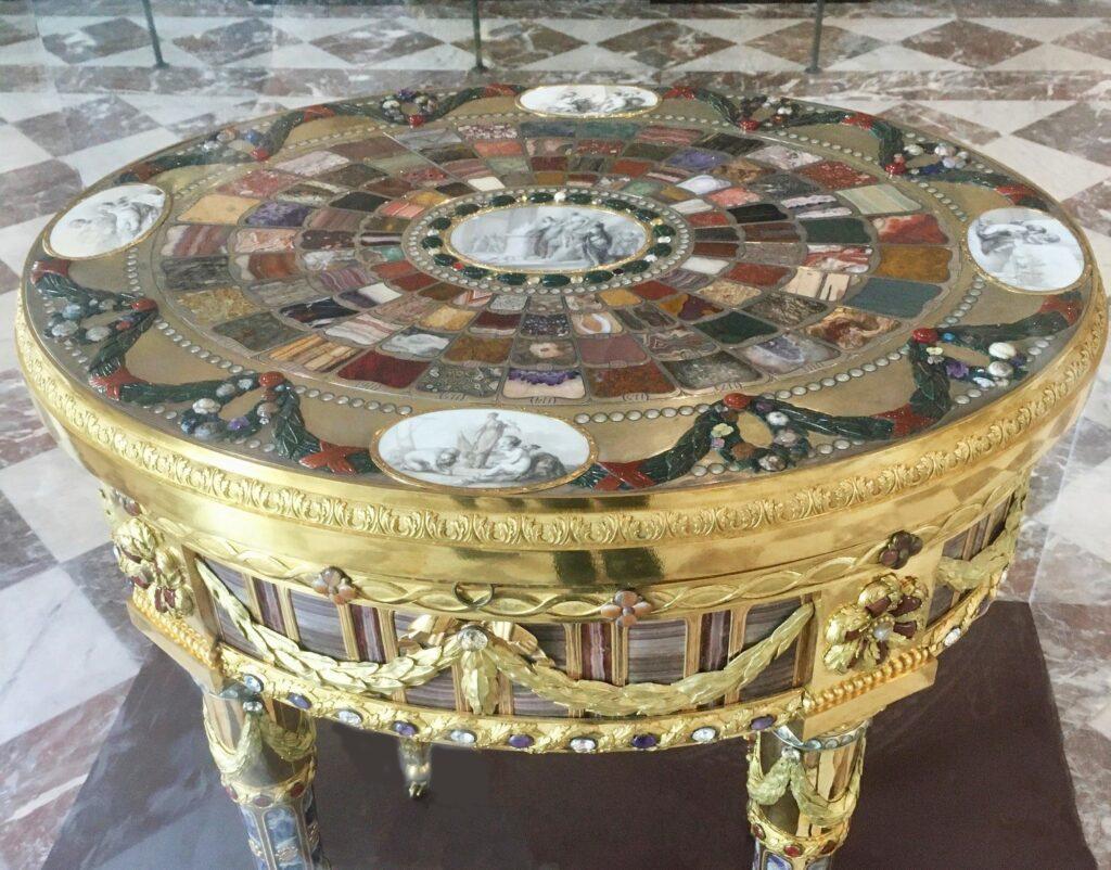 Napoleon III apartments louvre in one day mineral stones table
