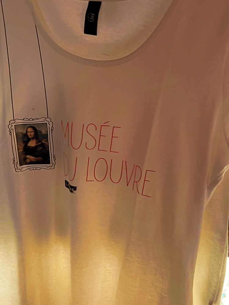 louvre museum gift shop mona lisa tshirt paris