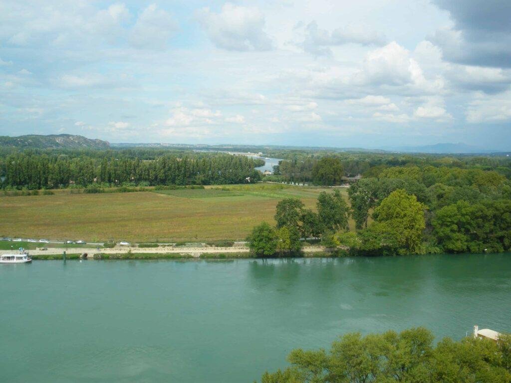 Free things to do in Avignon: ile de la barthelasse